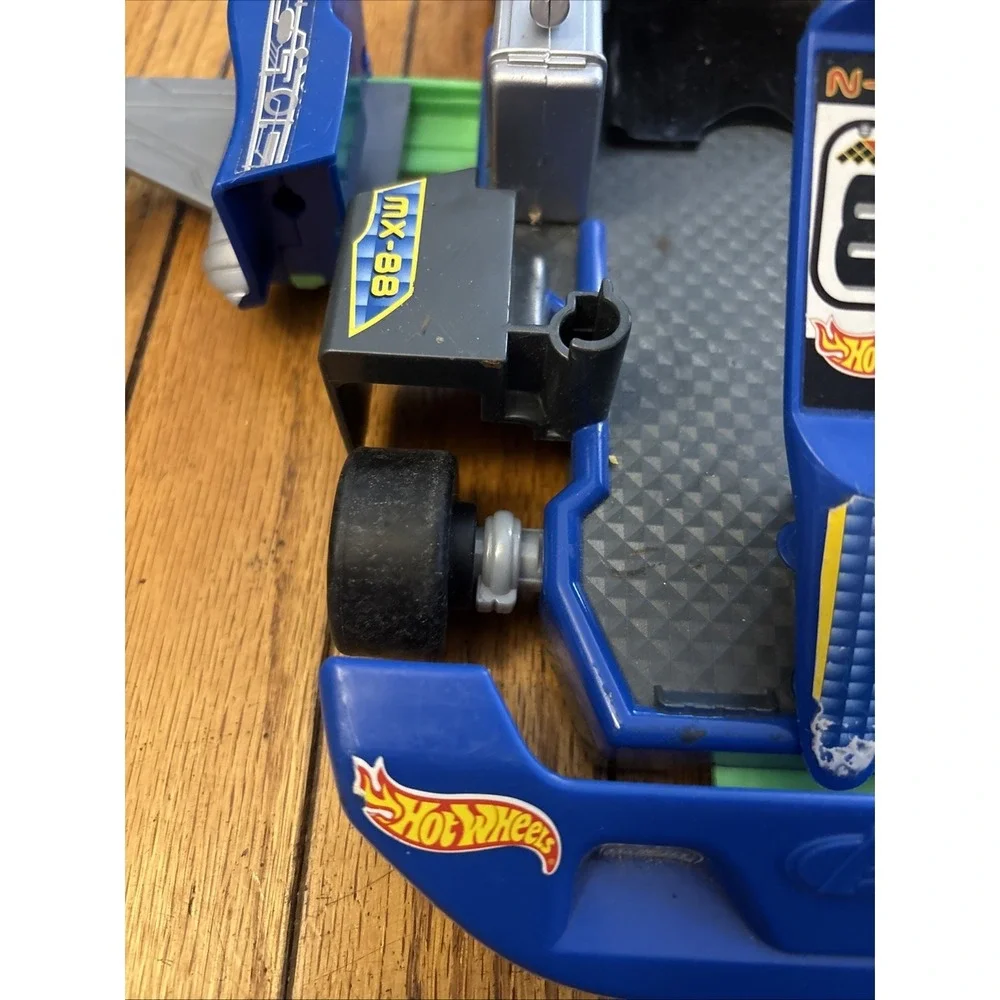RARE 2001 MAX STEEL 2 in 1‎ SKYFIRE GO KART VEHICLE MATTEL AND FIGURE